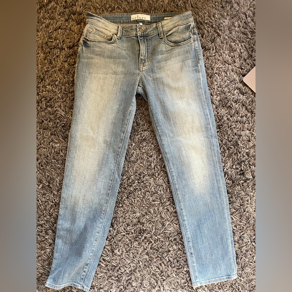 Velvet by graham and Spencer jeans